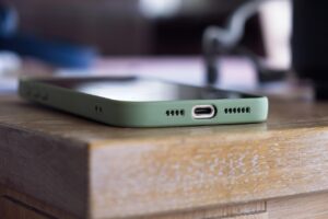 Your Smartphone is Always Listening: Truth or Paranoia?